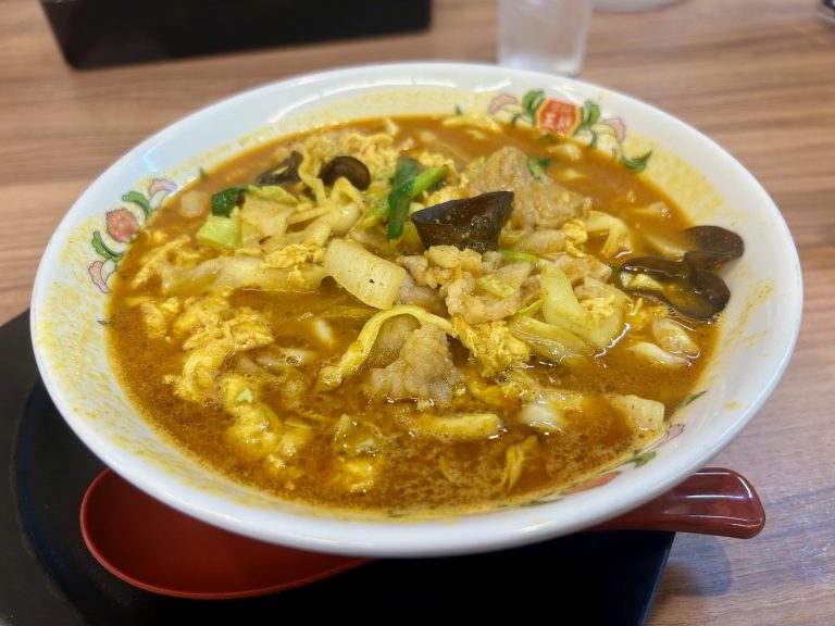 ウチのカレーラーメン専門店＃はし時々スプーン 【大阪市 心斎橋