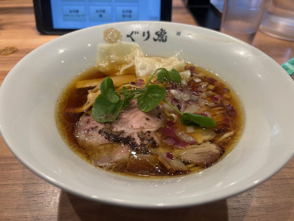 ぐり虎　＊なんばスカイオのミシュランラーメン店