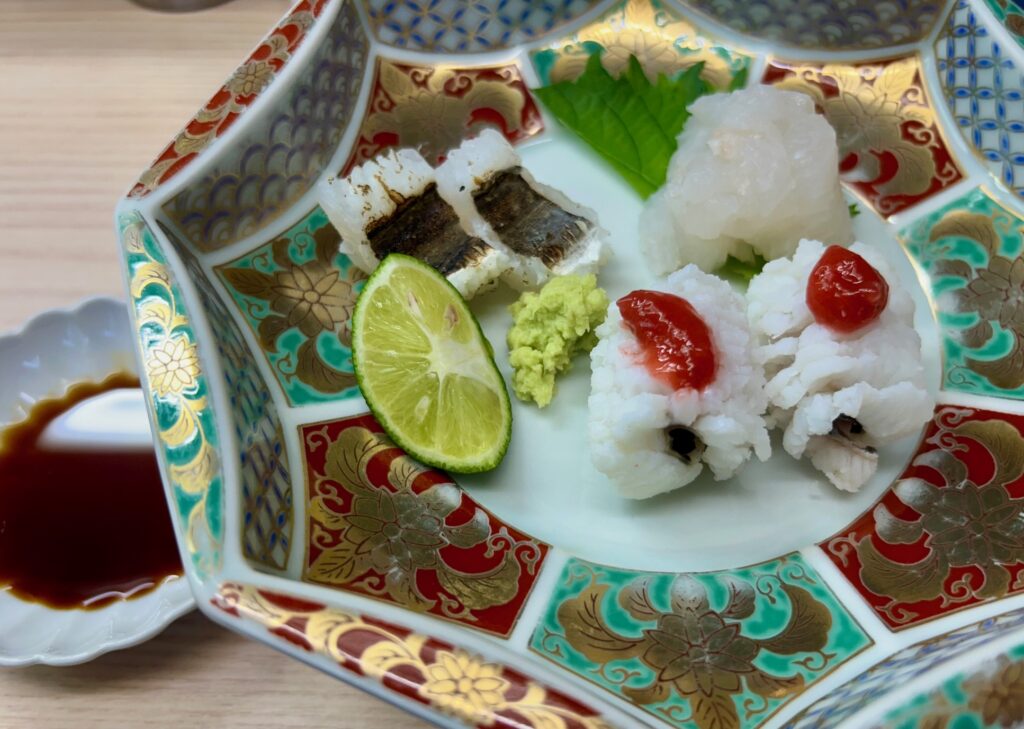 さんま半立ち食堂　＊福島の人気料理店