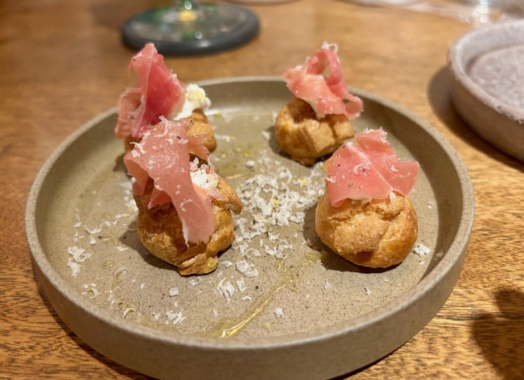 　MICRAD  ＊住之江区の多国籍料理店